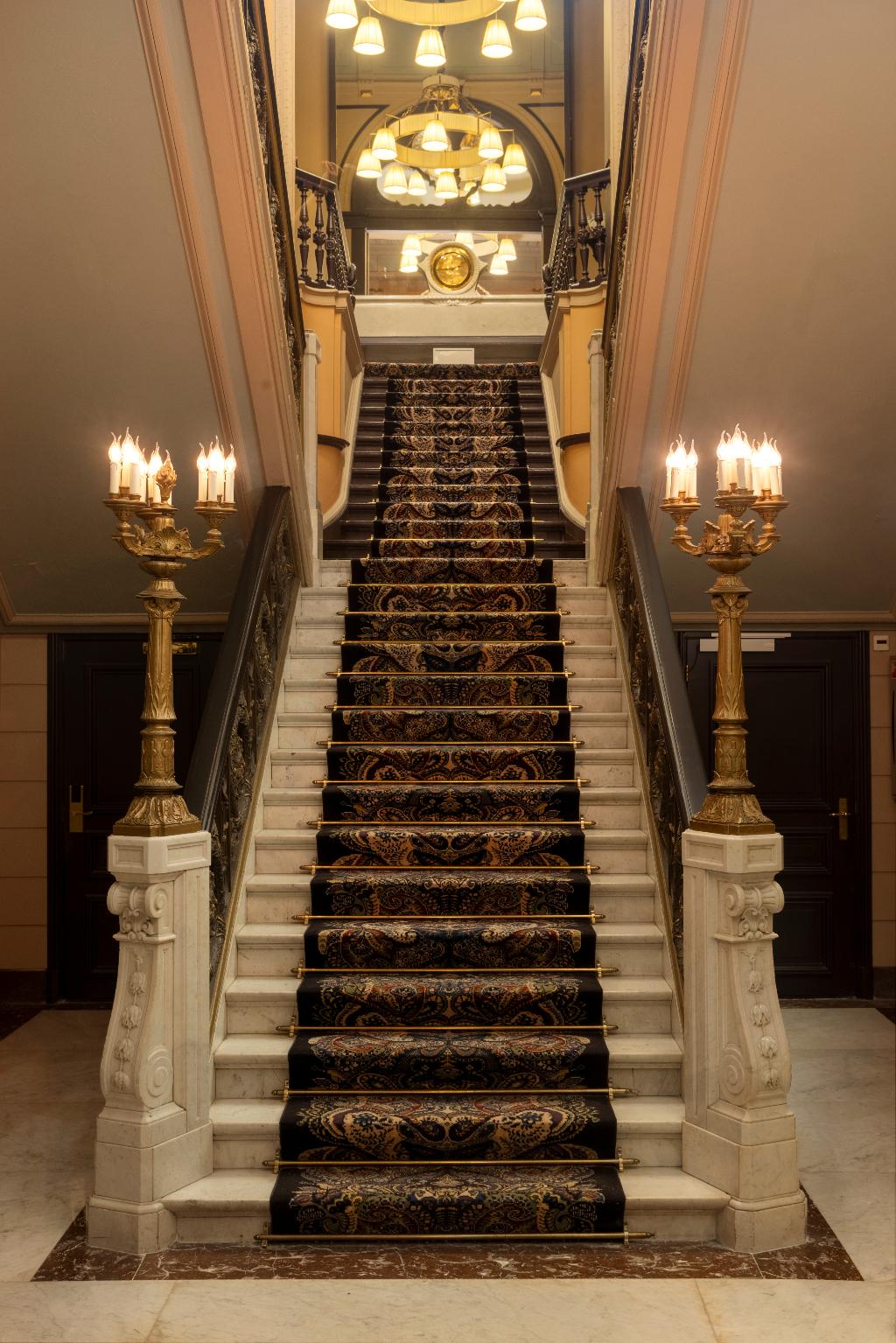 Hotel des Indes, Leading Hotels of the World