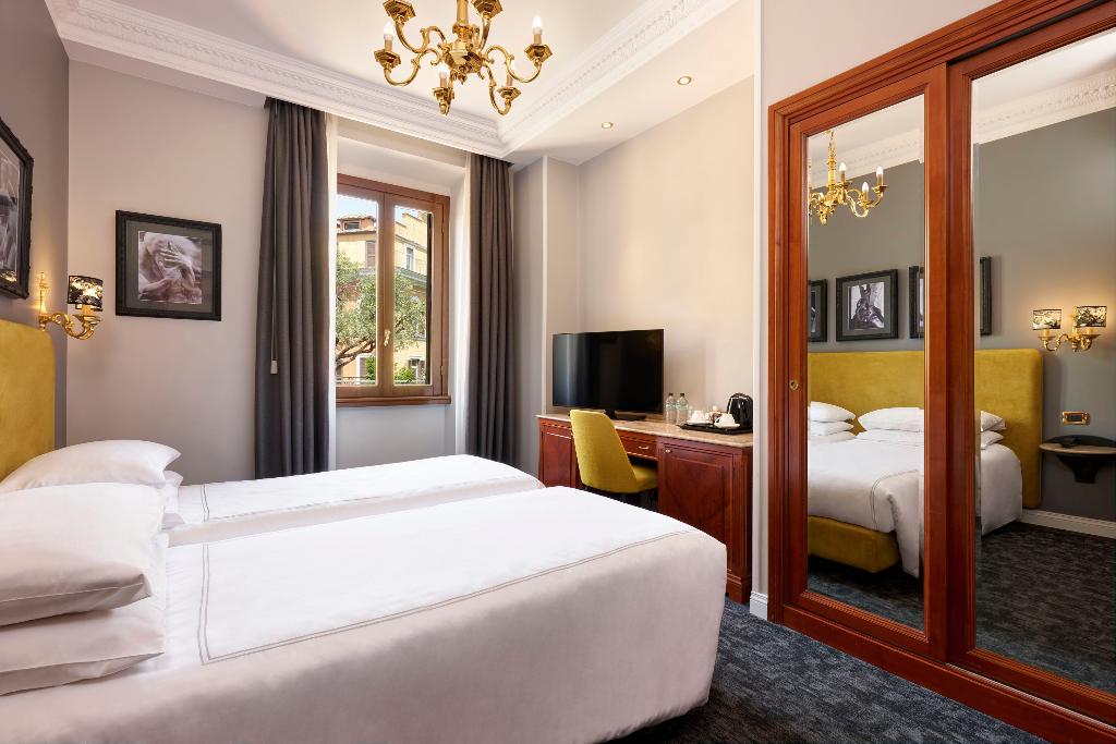 Hotel Barberini, Italien, Rom. Großes 1