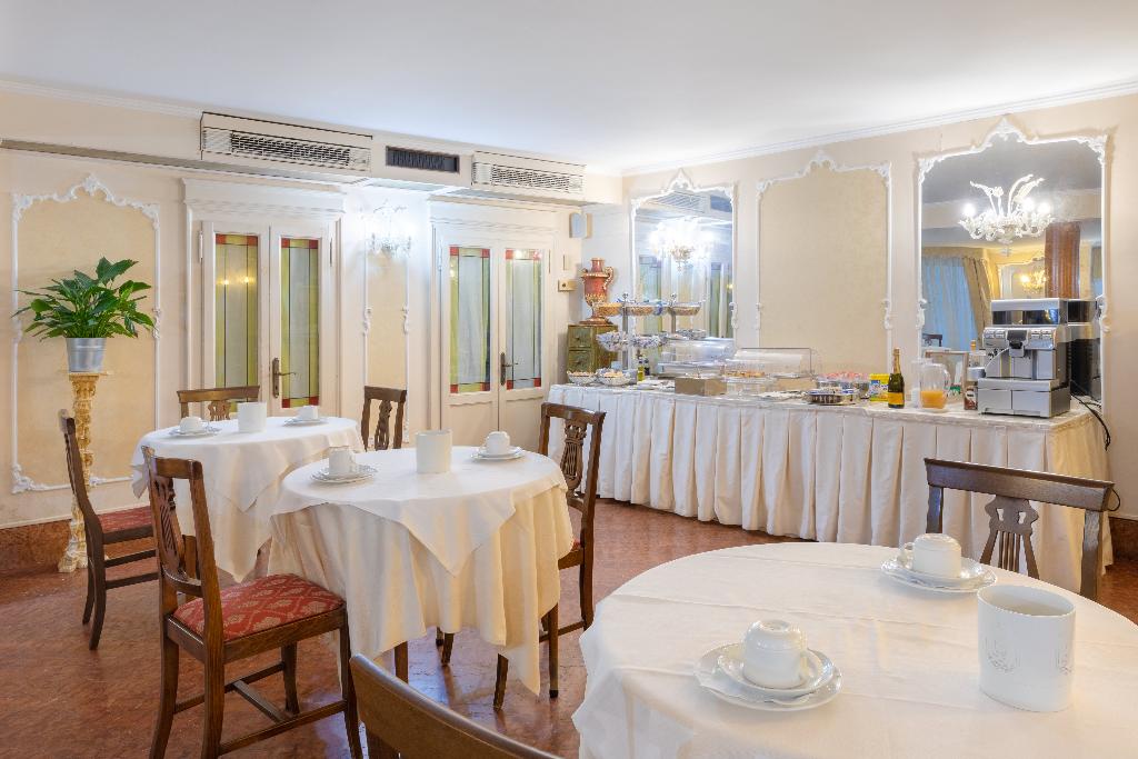 Hotel San Giorgio, Italien, Venedig. Großes 2