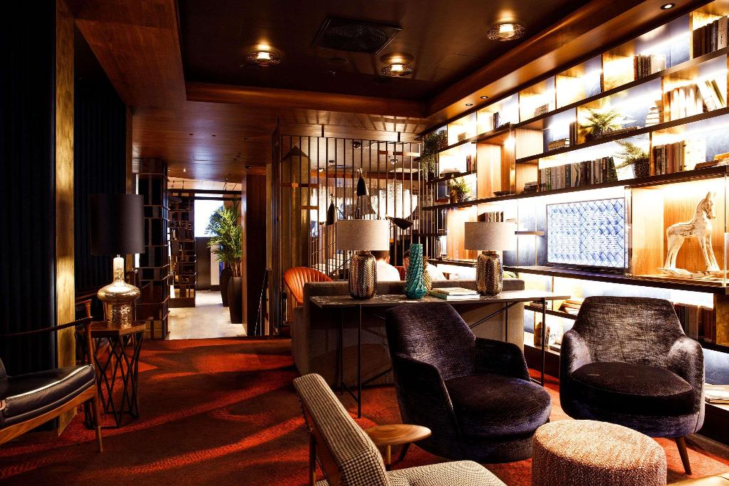 Clarion Hotel The Hub