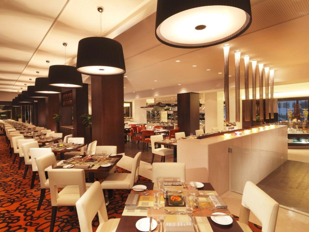 Hotel Movenpick Grand Al Bustan Hotel, Vereinigte Arabische Emirate, Dubai. Großes 2