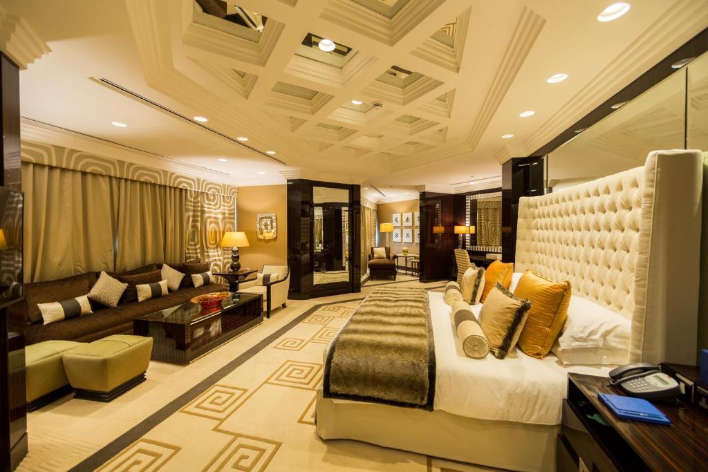 Movenpick Grand Al Bustan Hotel