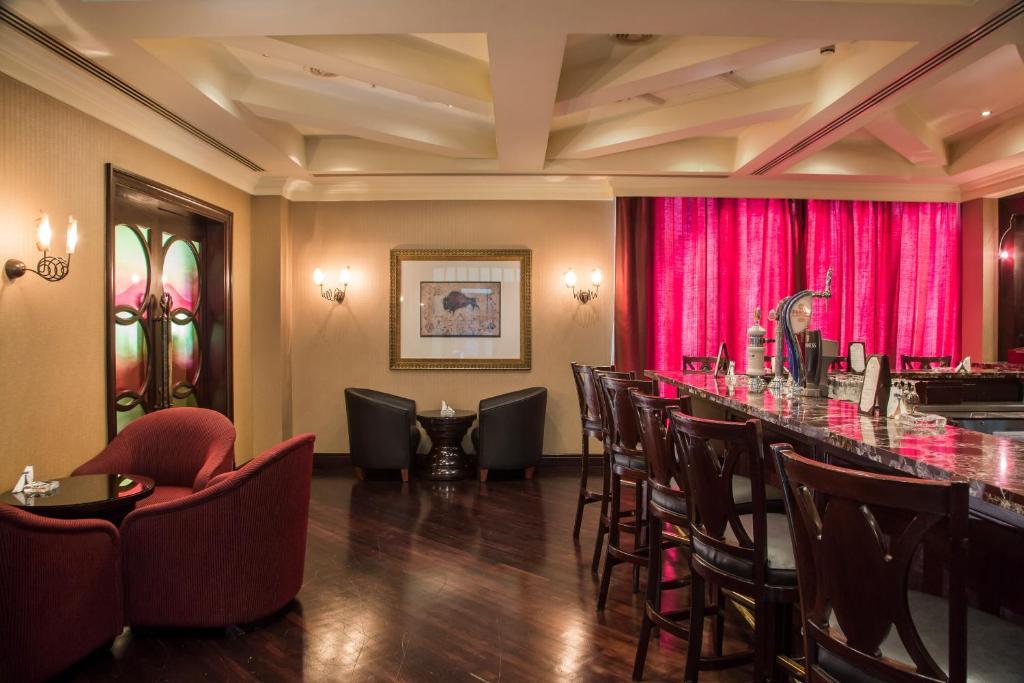 Movenpick Grand Al Bustan Hotel