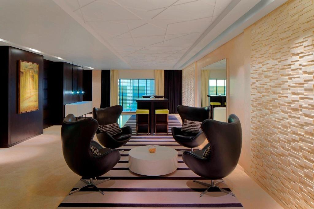 Le Meridien Dubai Hotel & Conference Centre