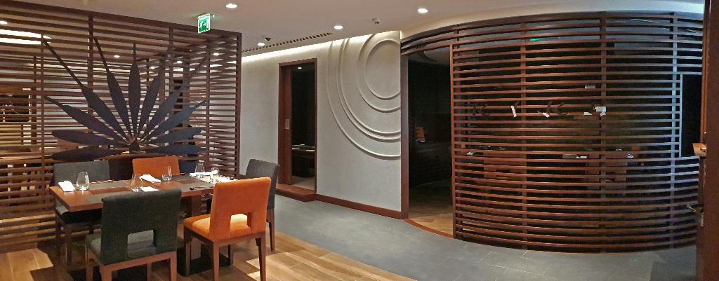 Le Meridien Dubai Hotel & Conference Centre