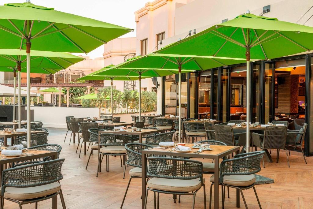 Le Meridien Dubai Hotel & Conference Centre