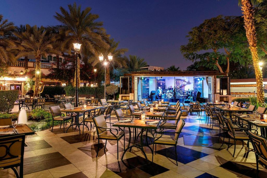 Le Meridien Dubai Hotel & Conference Centre