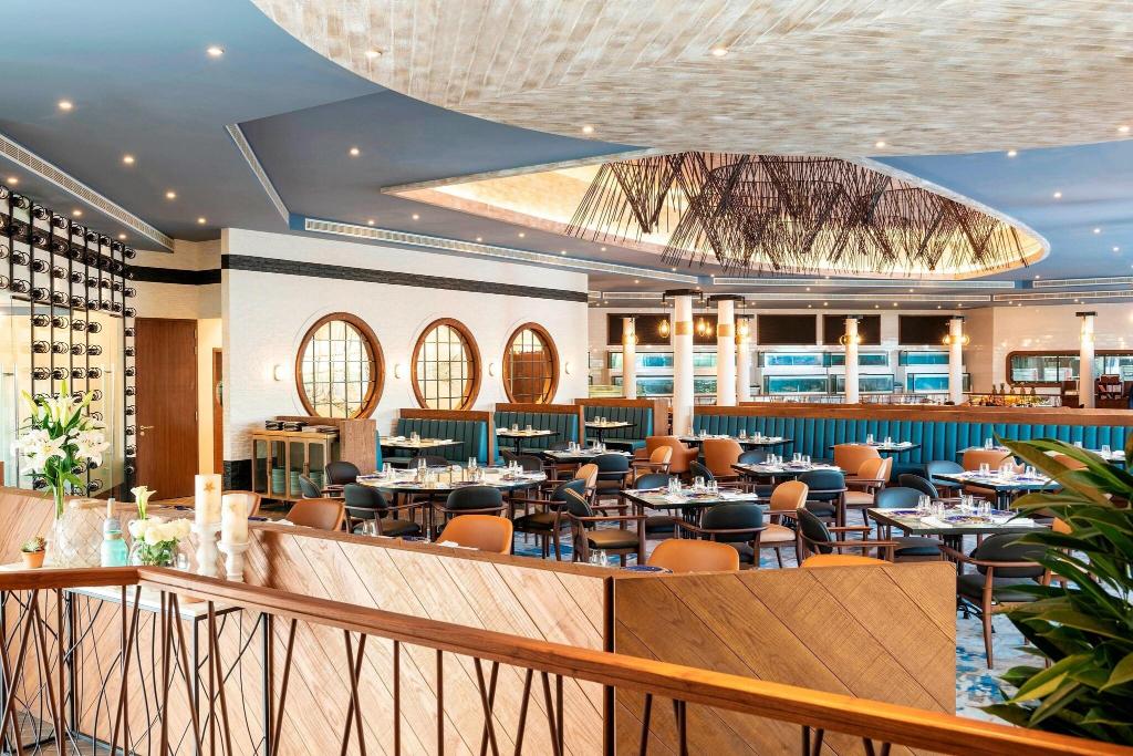 Le Meridien Dubai Hotel & Conference Centre