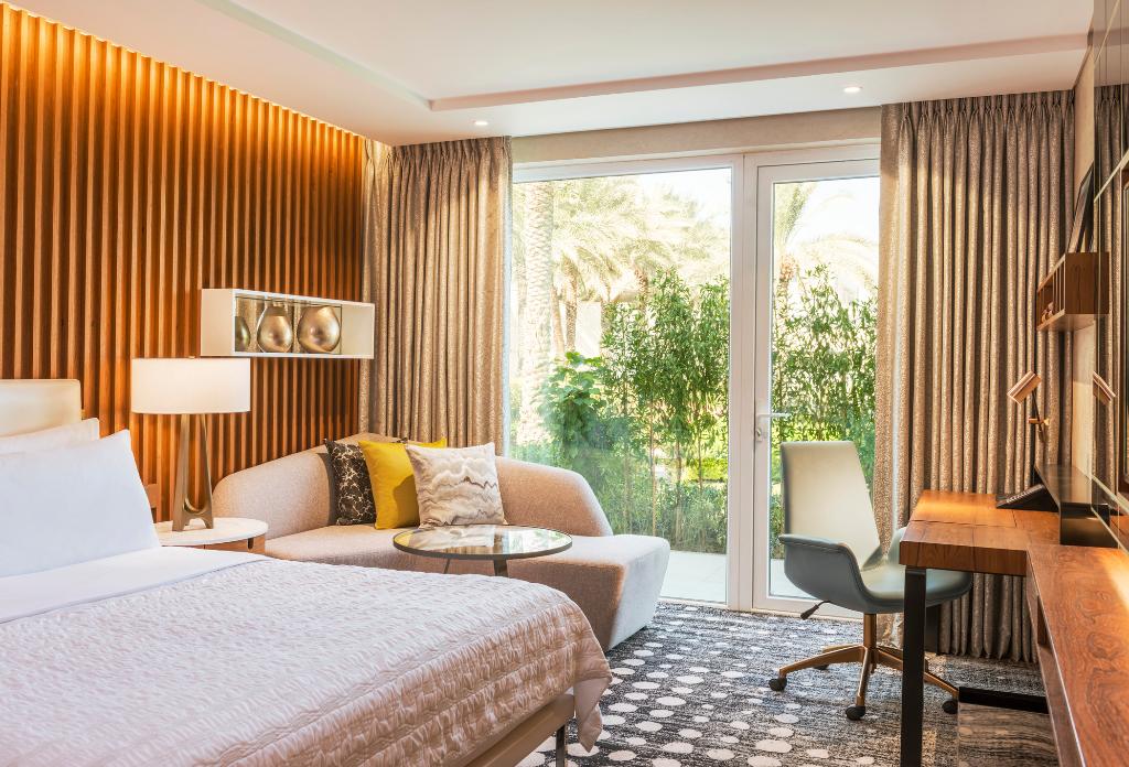 Le Meridien Dubai Hotel & Conference Centre