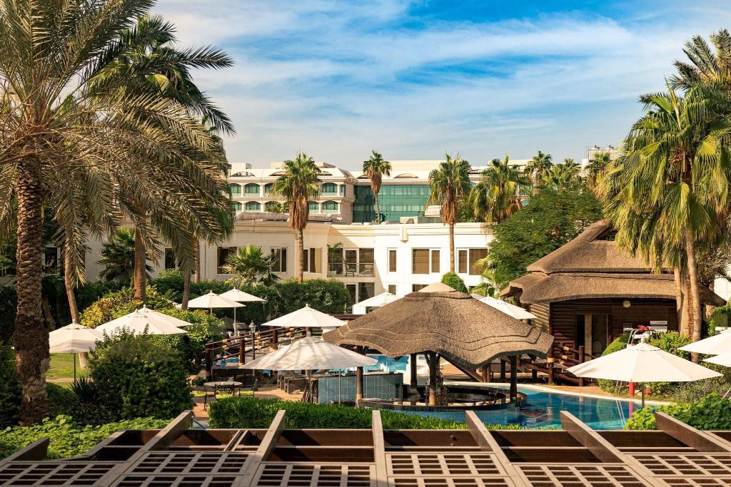 Le Meridien Dubai Hotel & Conference Centre
