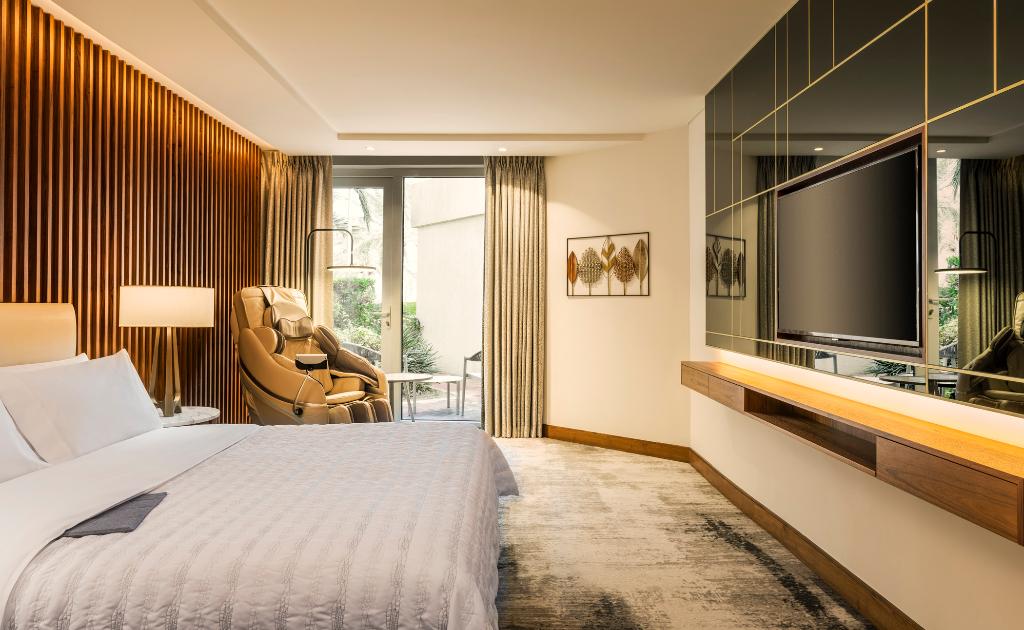 Le Meridien Dubai Hotel & Conference Centre
