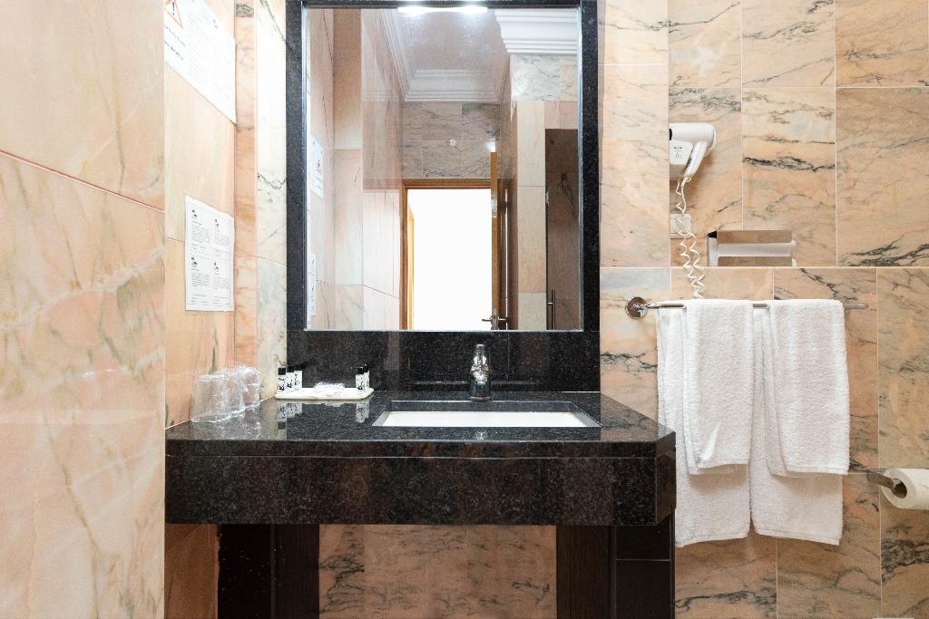 Gallery image of Hotel Maritur - Adults Only By Pierre & Vacances