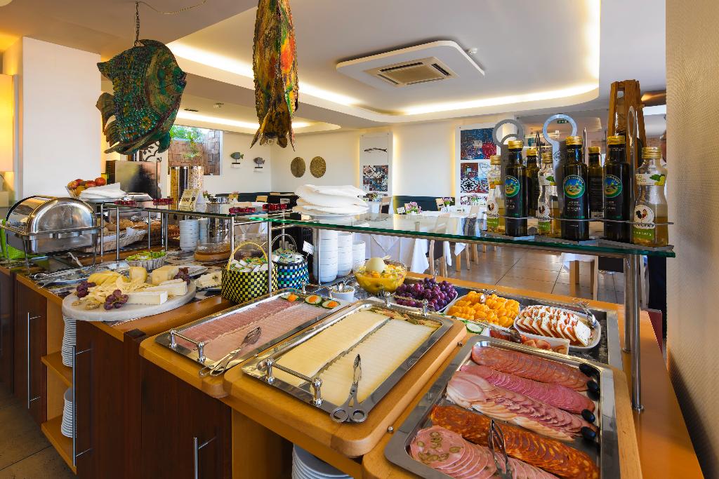 Imagem da galeria de Costa D'Oiro Ambiance Village