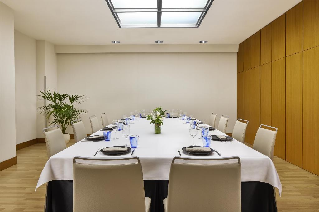 Hotel NH Barcelona Stadium, Spanien, Barcelona. Großes 60