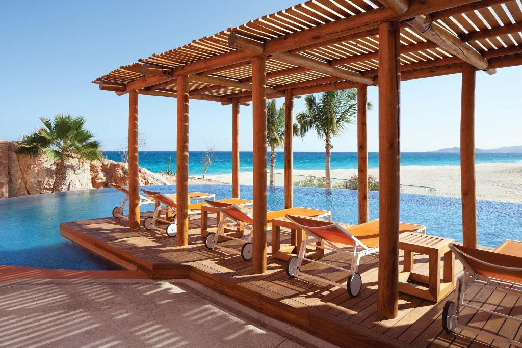 The Westin Los Cabos Resort Villas, Tourist Corridor