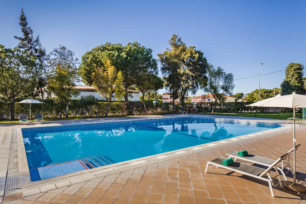 Imagem da galeria de The Patio Suite Hotel