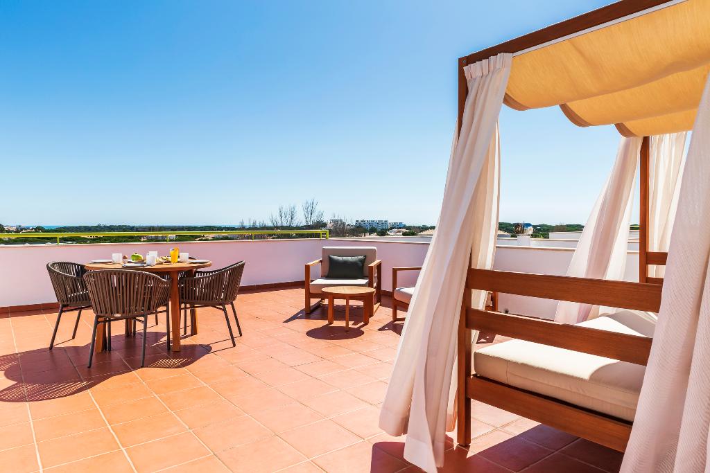 Imagem da galeria de The Patio Suite Hotel