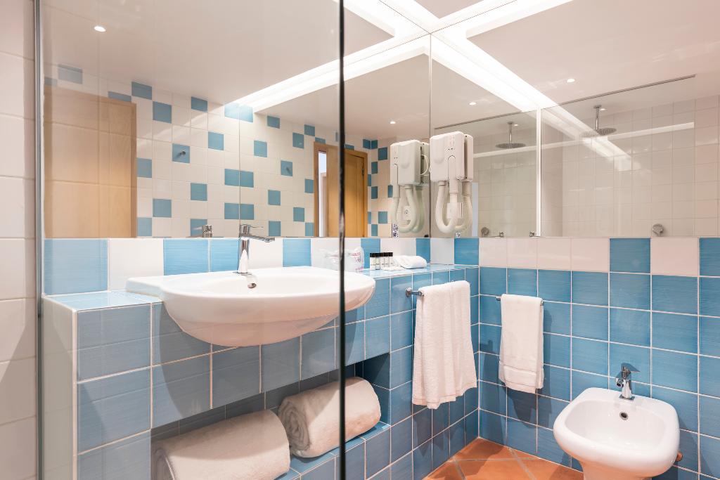 Imagem da galeria de The Patio Suite Hotel