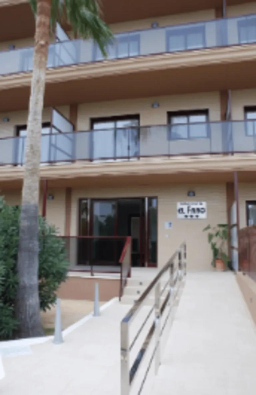 Aparthotel El Faro