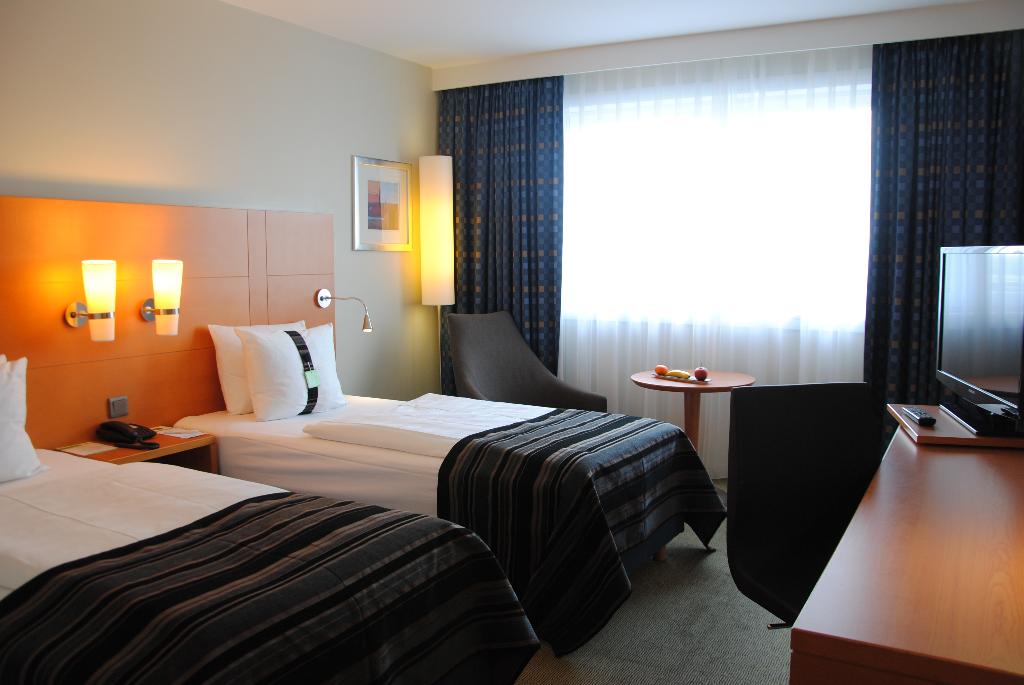 hotel-thumb