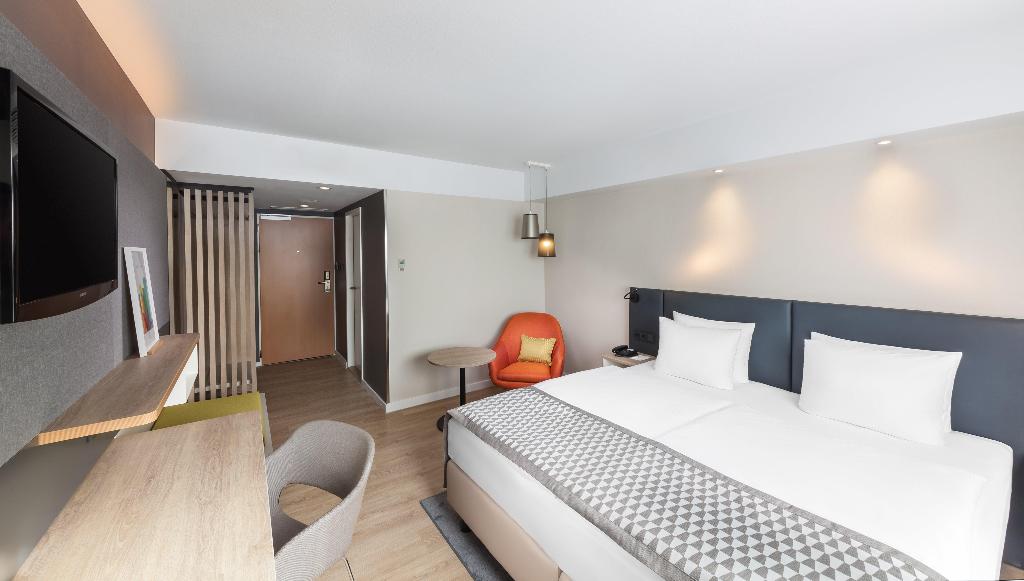 hotel-thumb