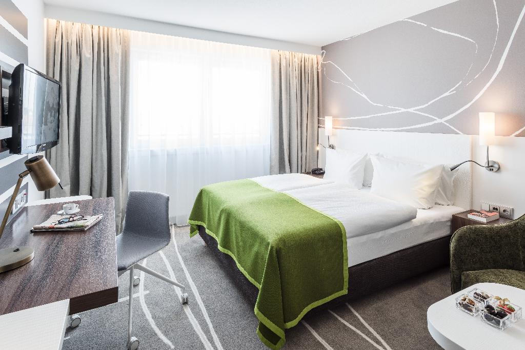 hotel-thumb