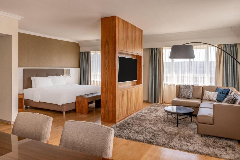 hotel-thumb