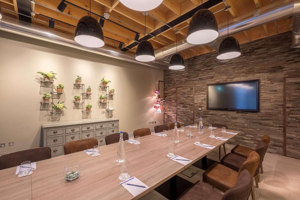 Hotel Bedford, Großbritannien, London. Großes 2