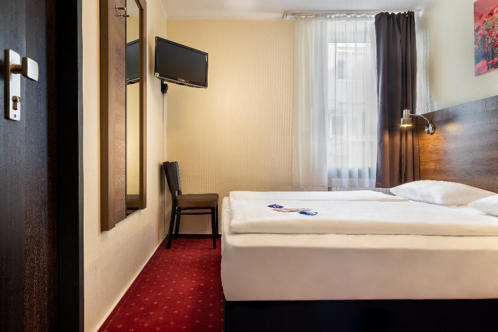 Hotel Leonet