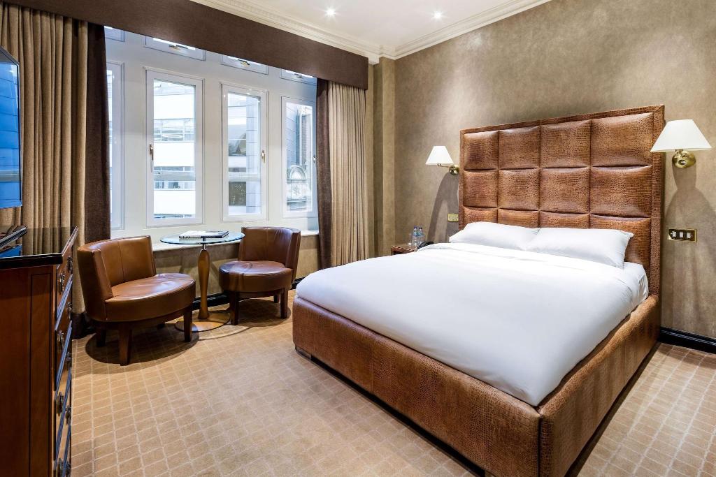 Radisson Blu Edwardian Hampshire Hotel London