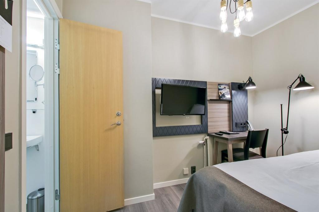 First Hotel Brommaplan