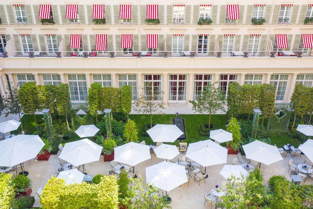 Le Bristol Paris