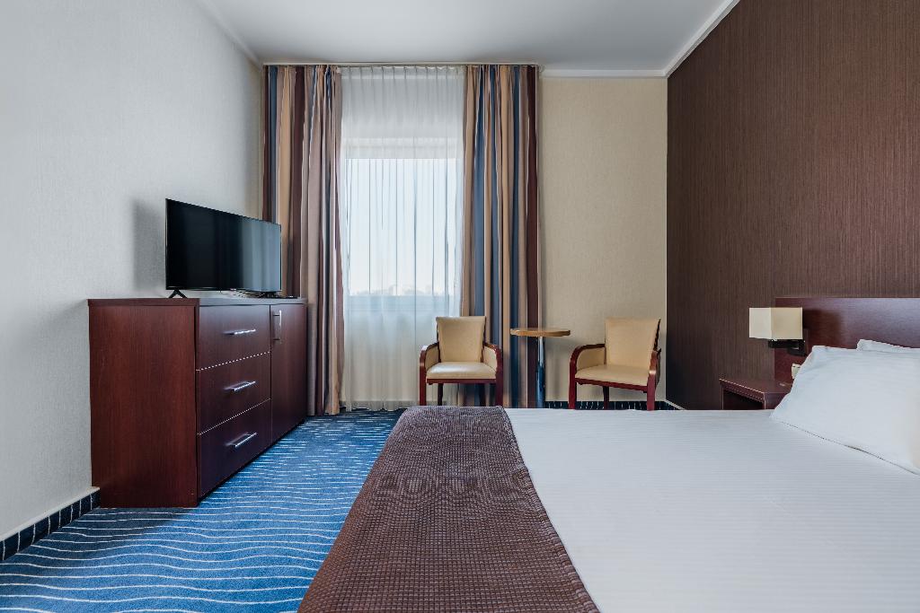 hotel-thumb