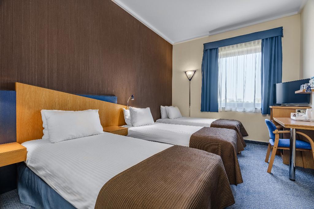hotel-thumb