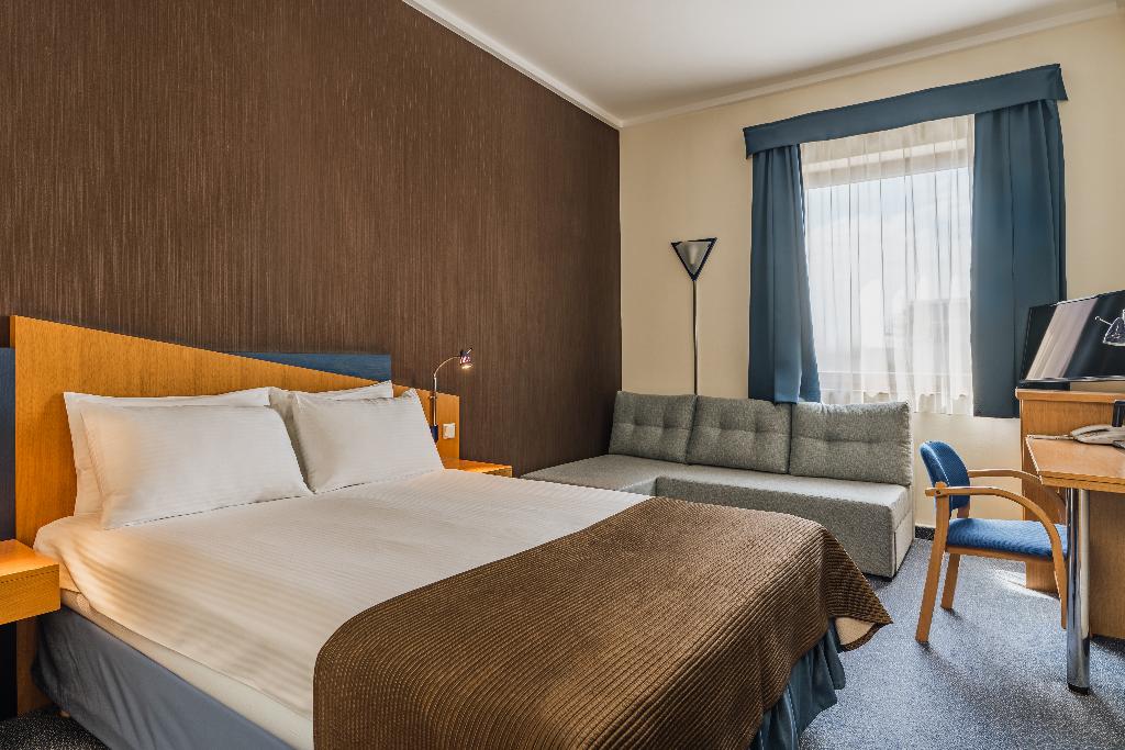 hotel-thumb