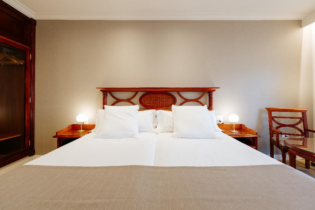 Hotel Reveron Plaza