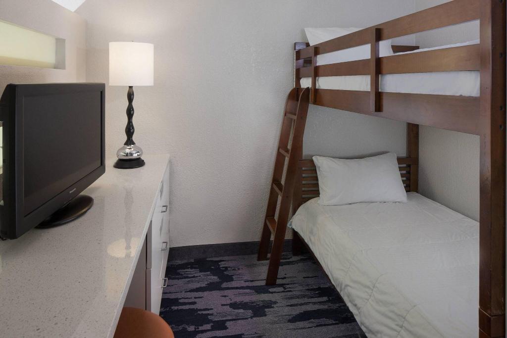 hotel-thumb
