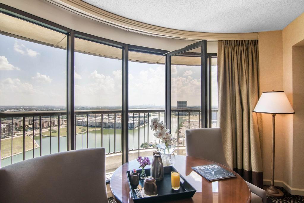 Omni Las Colinas Hotel