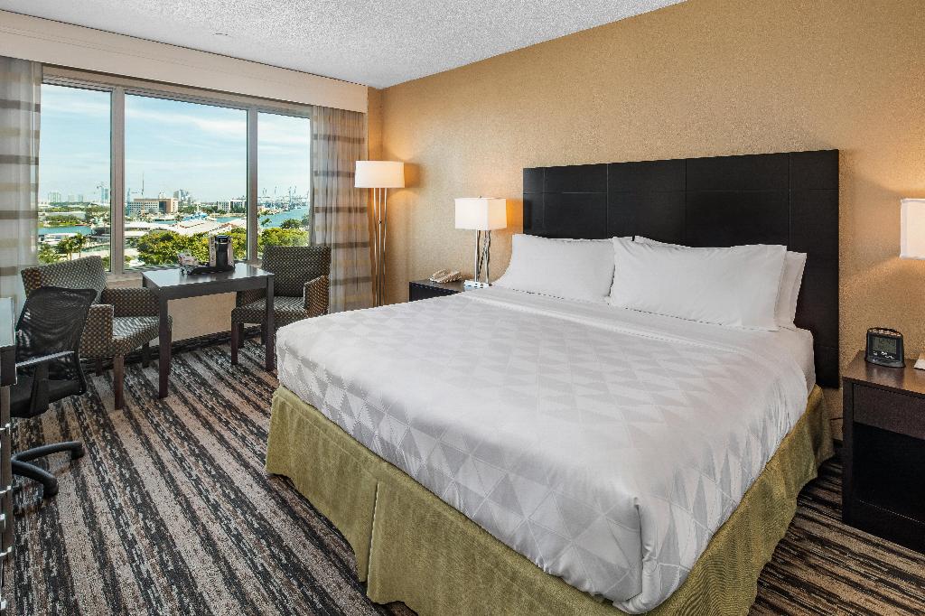 Holiday Inn Port of Miami-Downtown photo 14