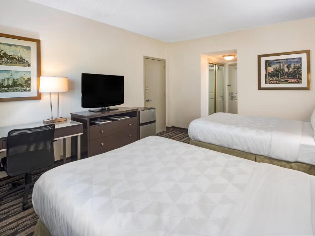 Holiday Inn Port of Miami-Downtown photo 20