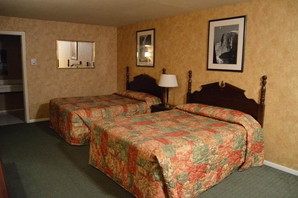Yosemite Cedar Lodge