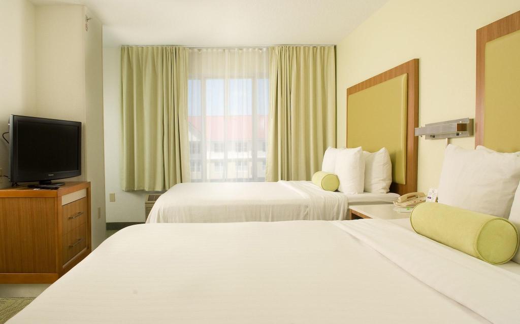 hotel-thumb