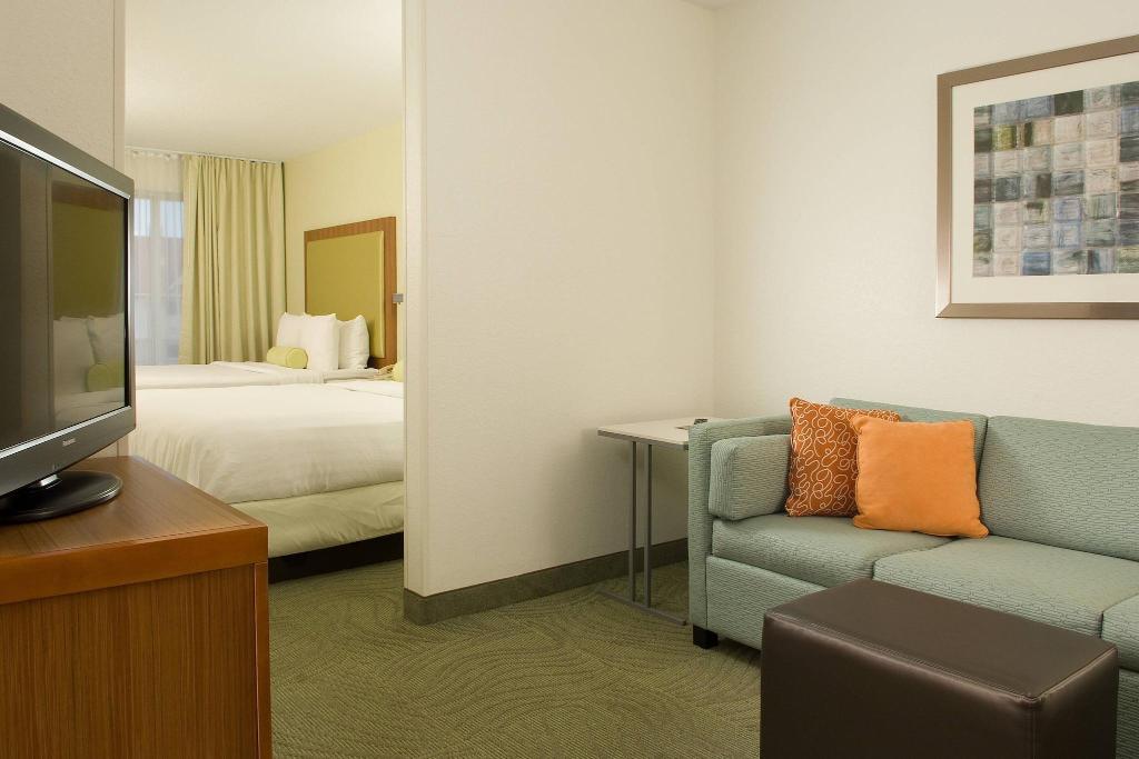 hotel-thumb