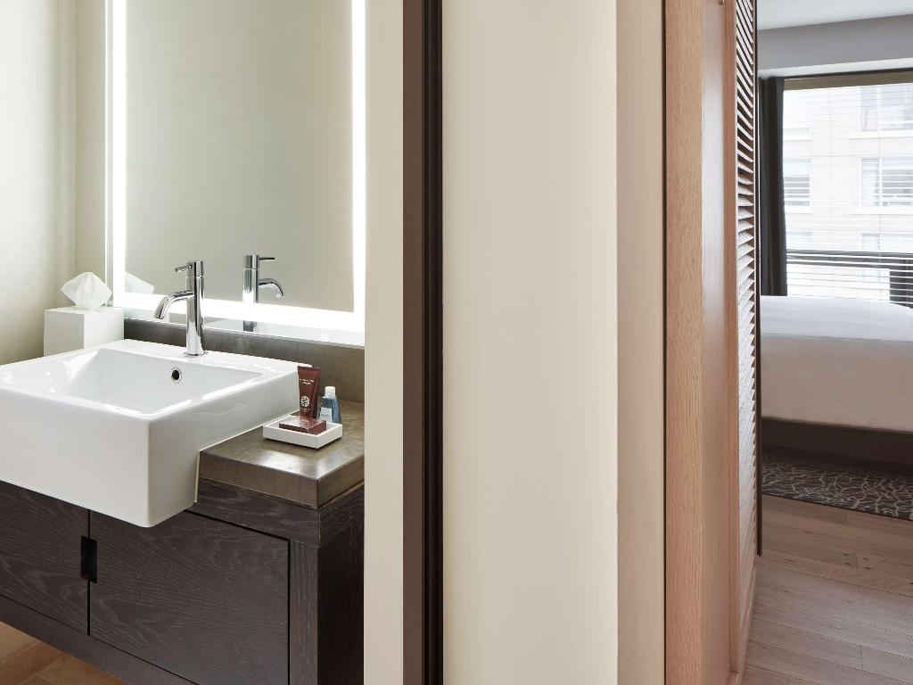 Imagem da galeria de Conrad New York