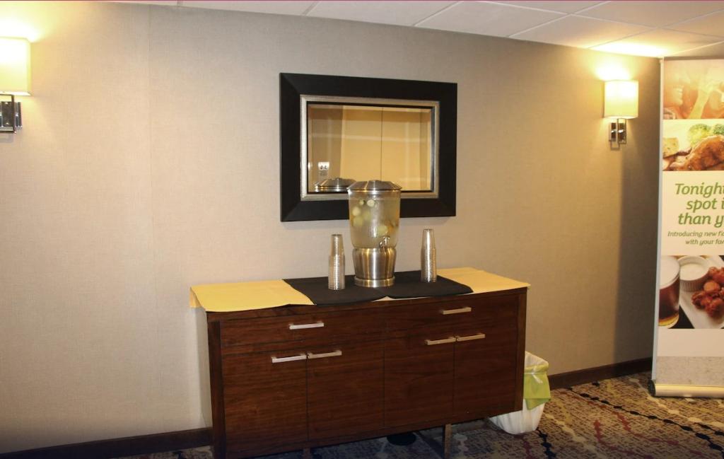 Hotel Doubletree by Hilton Buena Park, USA, Buena Park. Großes 2