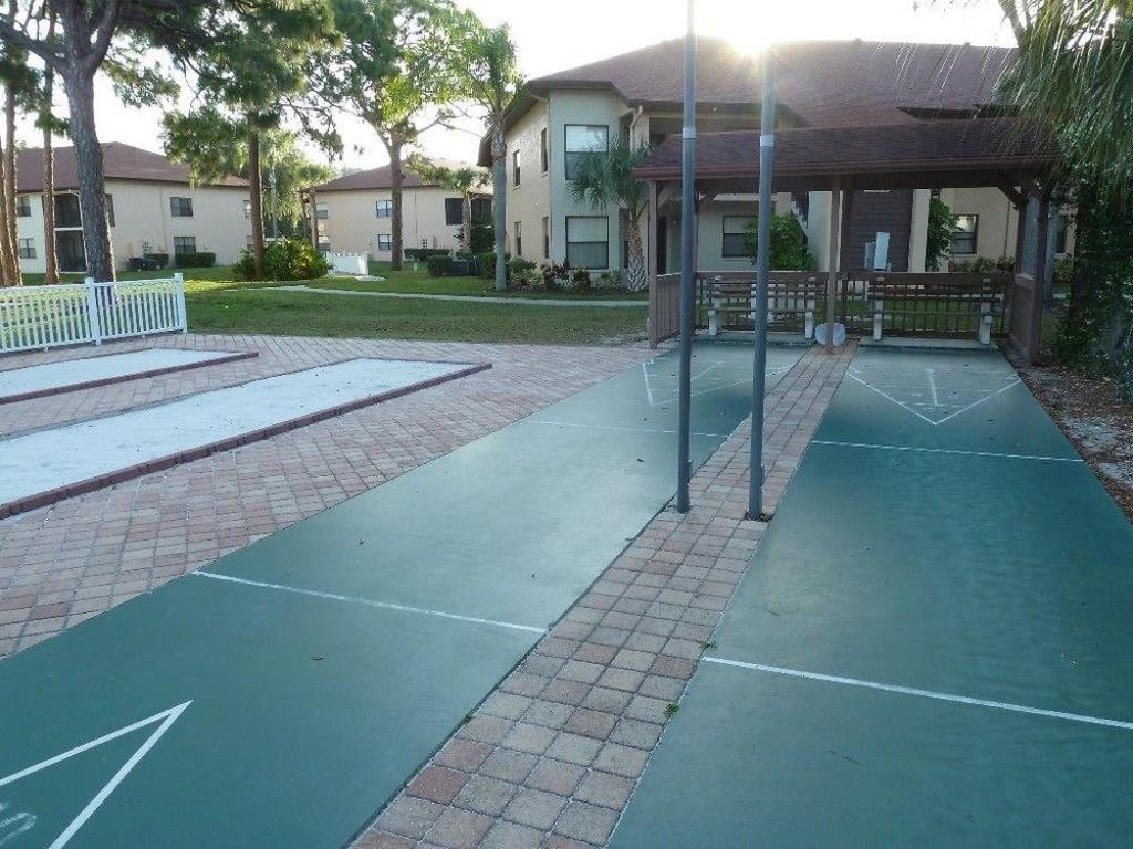 Shorewalk Vacation Villas Hotelgift