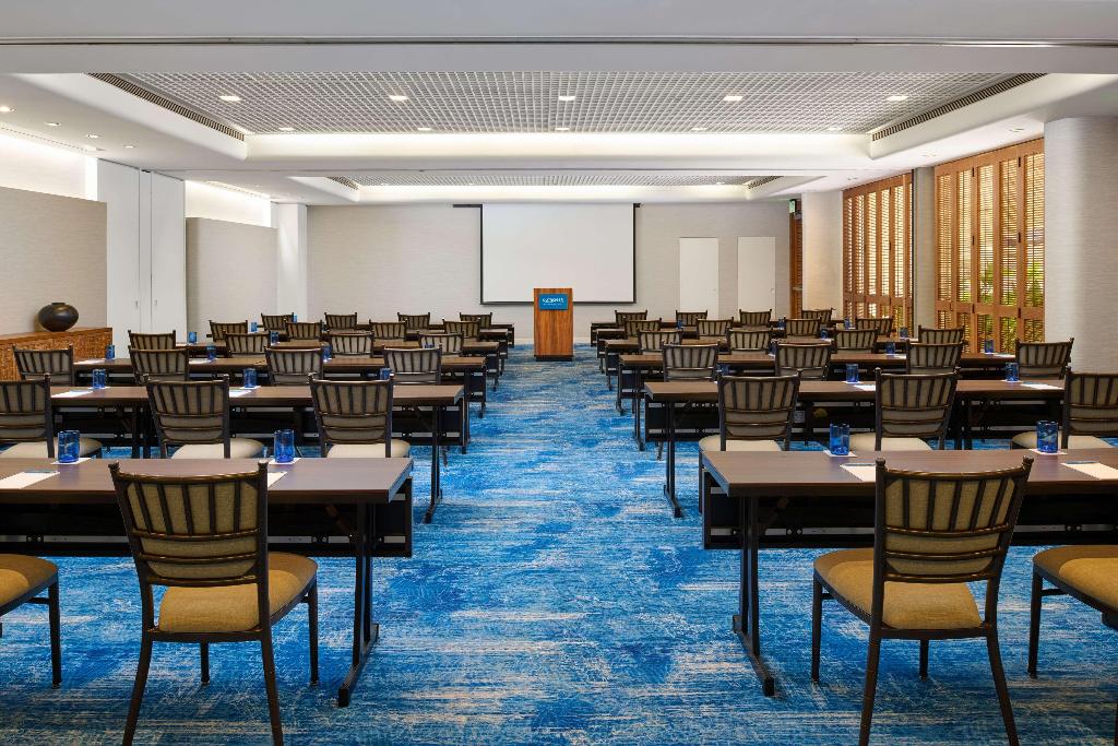 OUTRIGGER Reef Waikiki Beach Resort - Conferences
