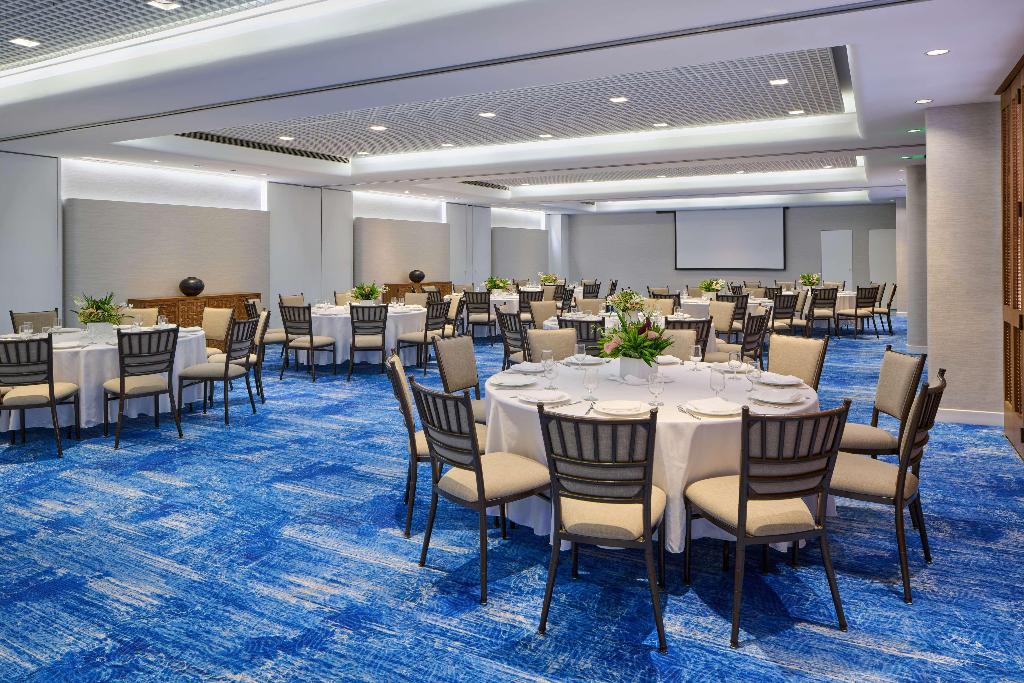 OUTRIGGER Reef Waikiki Beach Resort - Conferences