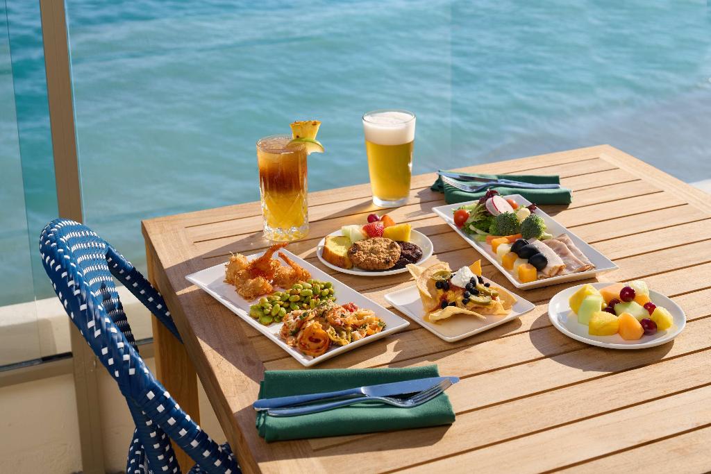 OUTRIGGER Reef Waikiki Beach Resort - Restaurant