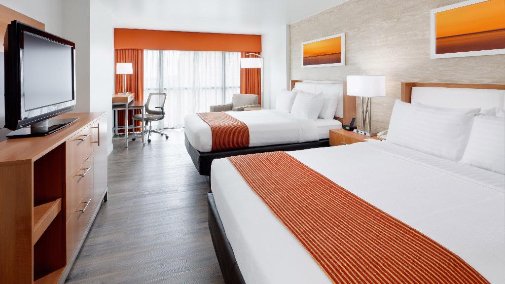 Holiday Inn Riverwalk